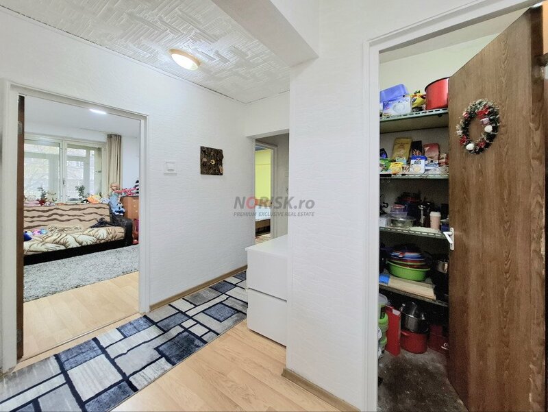 Teiul Doamnei, parcare, ocazie