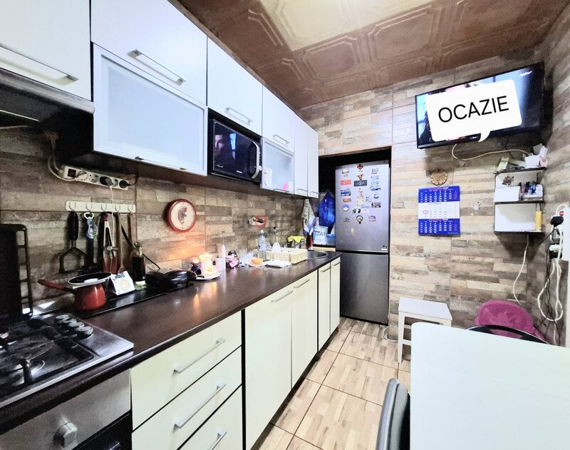 Teiul Doamnei, parcare, ocazie