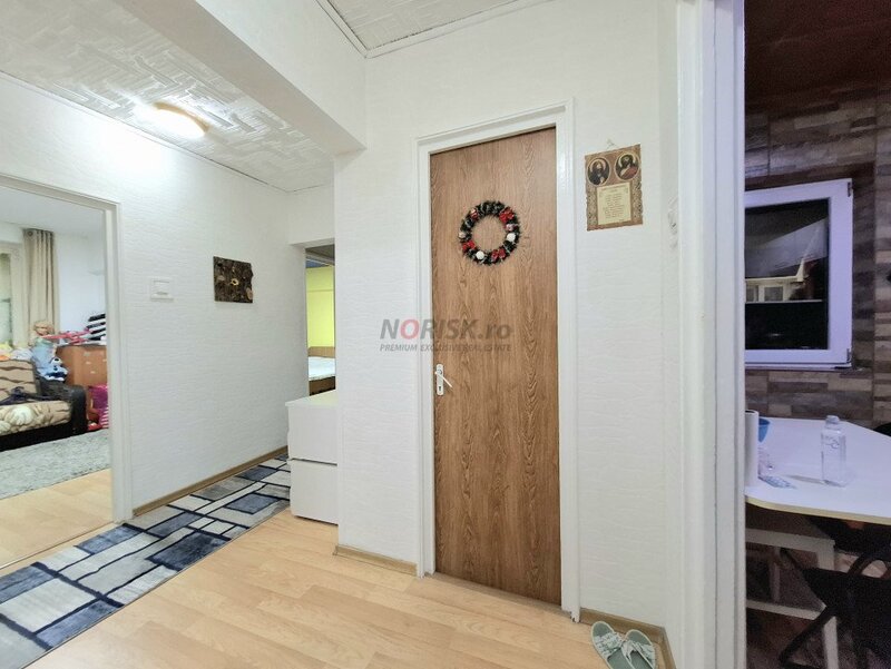 Teiul Doamnei, parcare, ocazie